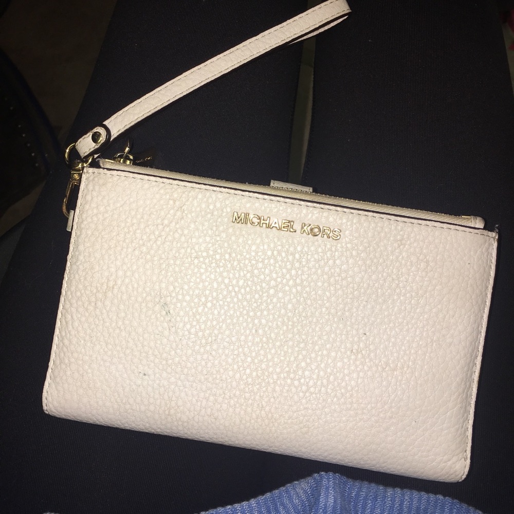 michael lots wristlet wallet